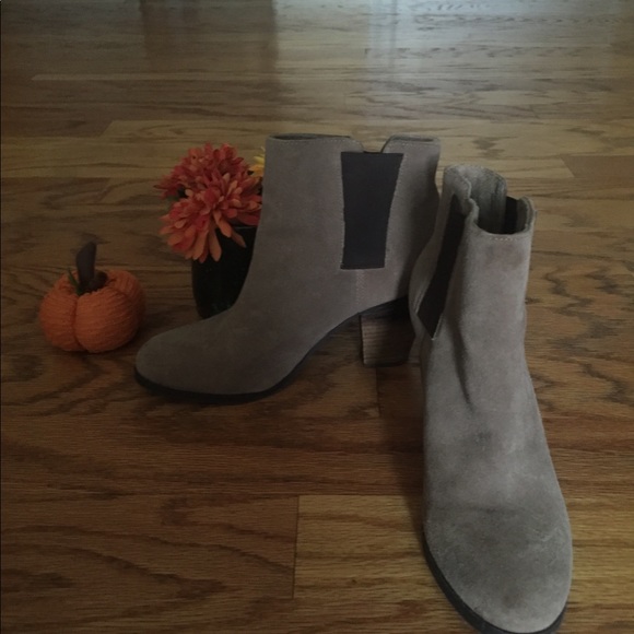 Vince camuto fall booties! - Picture 2 of 3